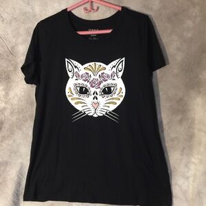 Torrid Slim Fit Cat Tee Shirt Size 1